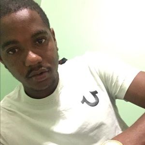 Meet your Posher, Javon